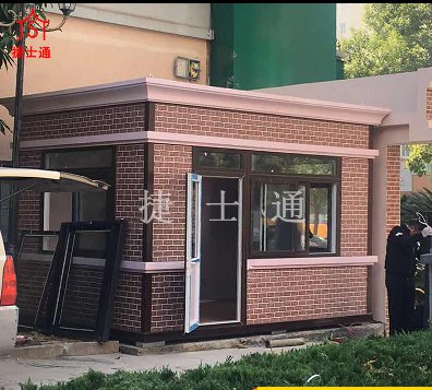 定期對保安崗亭進(jìn)行保養，有利于小區長(cháng)治久安